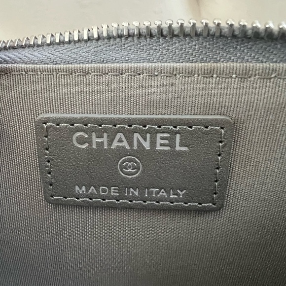 Chanel Caviar Metallic Ring Coin pouch - Picture 8 of 9